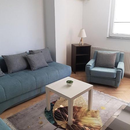 Iv2020 Apartment Skopje Esterno foto