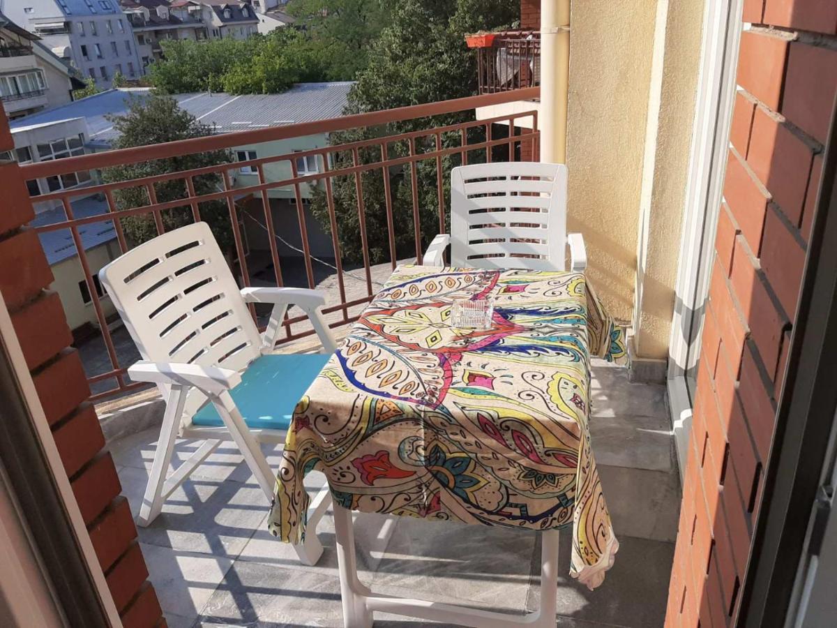 Iv2020 Apartment Skopje Esterno foto